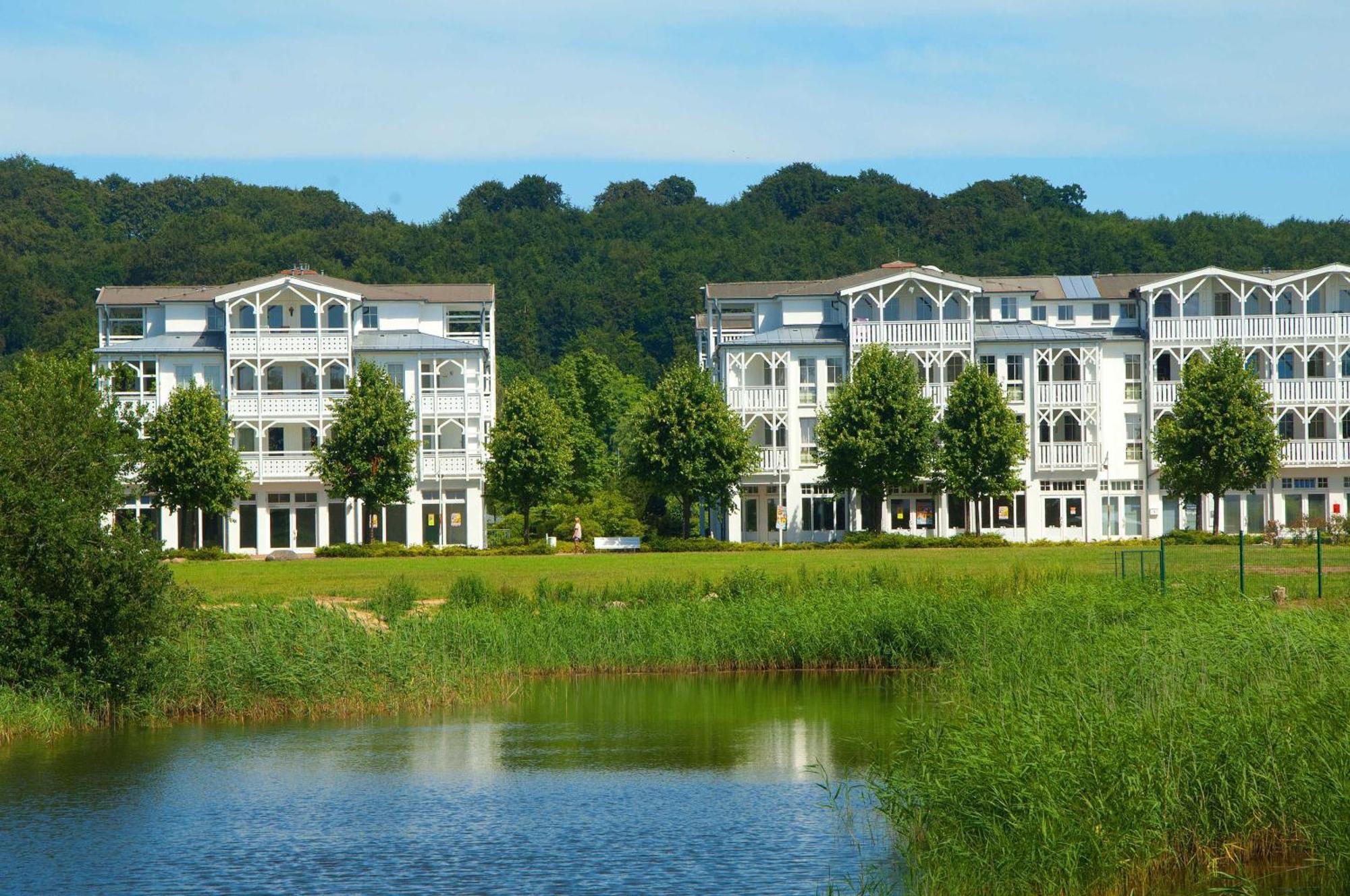 Haus Baltic 12 Mit Balkon - Zentrale Lage Im Ostseebad Sellin エクステリア 写真