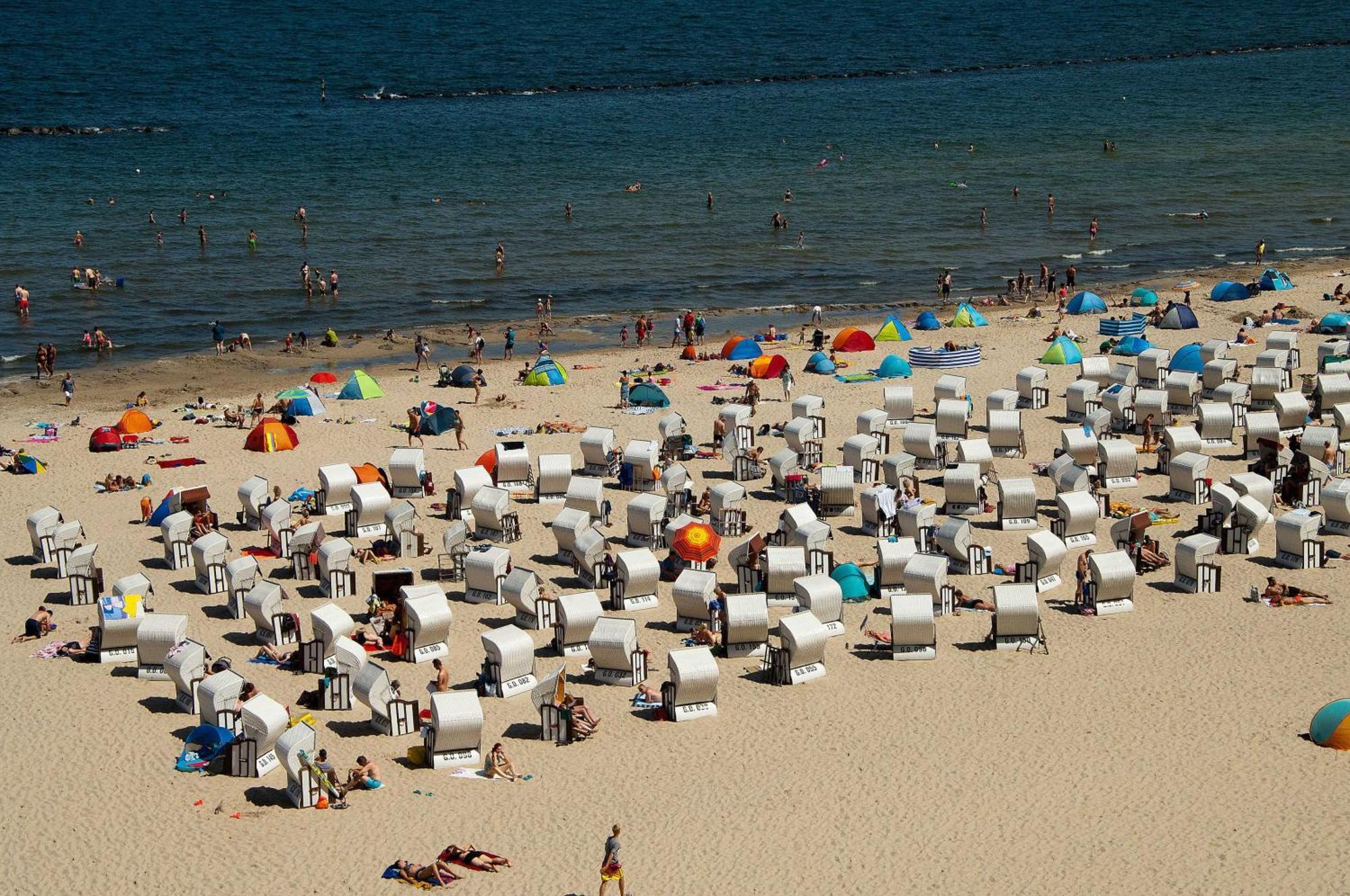 Haus Baltic 12 Mit Balkon - Zentrale Lage Im Ostseebad Sellin エクステリア 写真